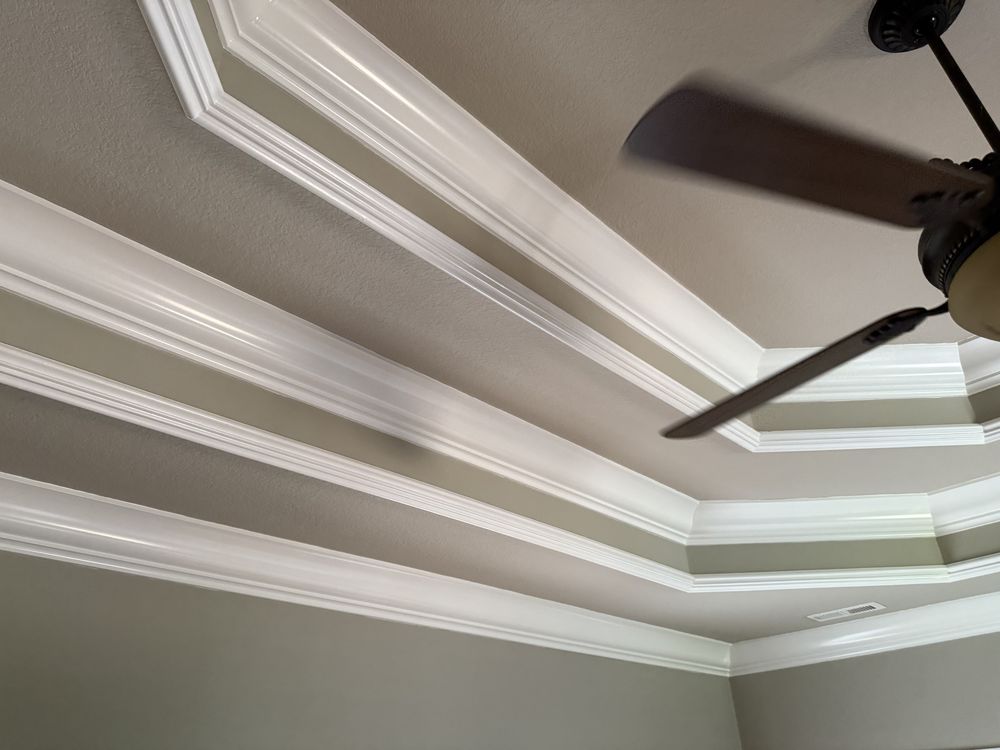 Layered tray ceiling with crown molding